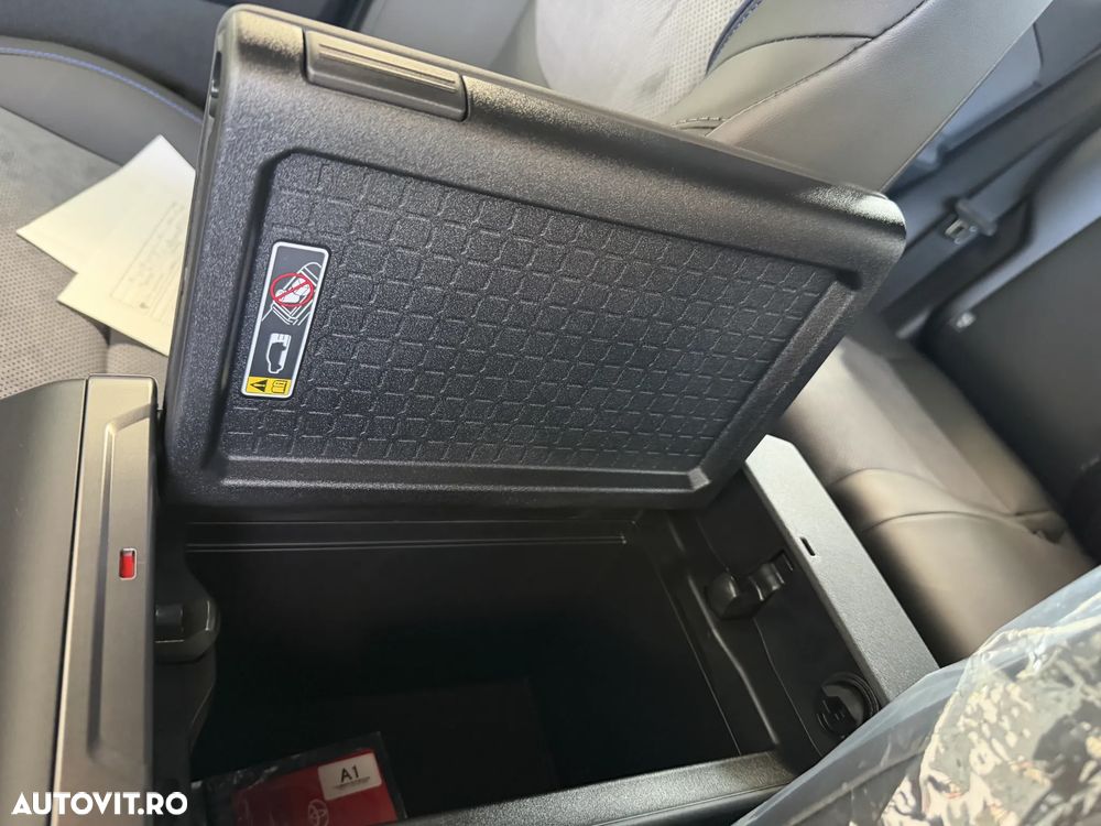 Toyota RAV4 2.5 PHEV AWD Style - 16