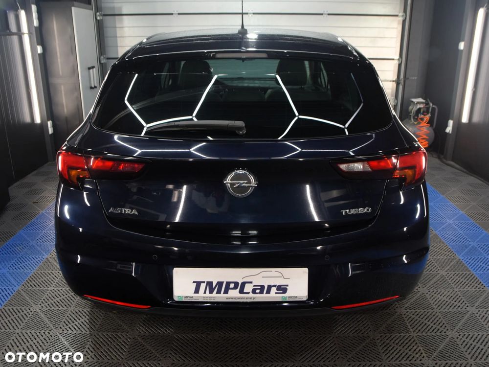 Opel Astra 1.4 T Enjoy S&S - 22