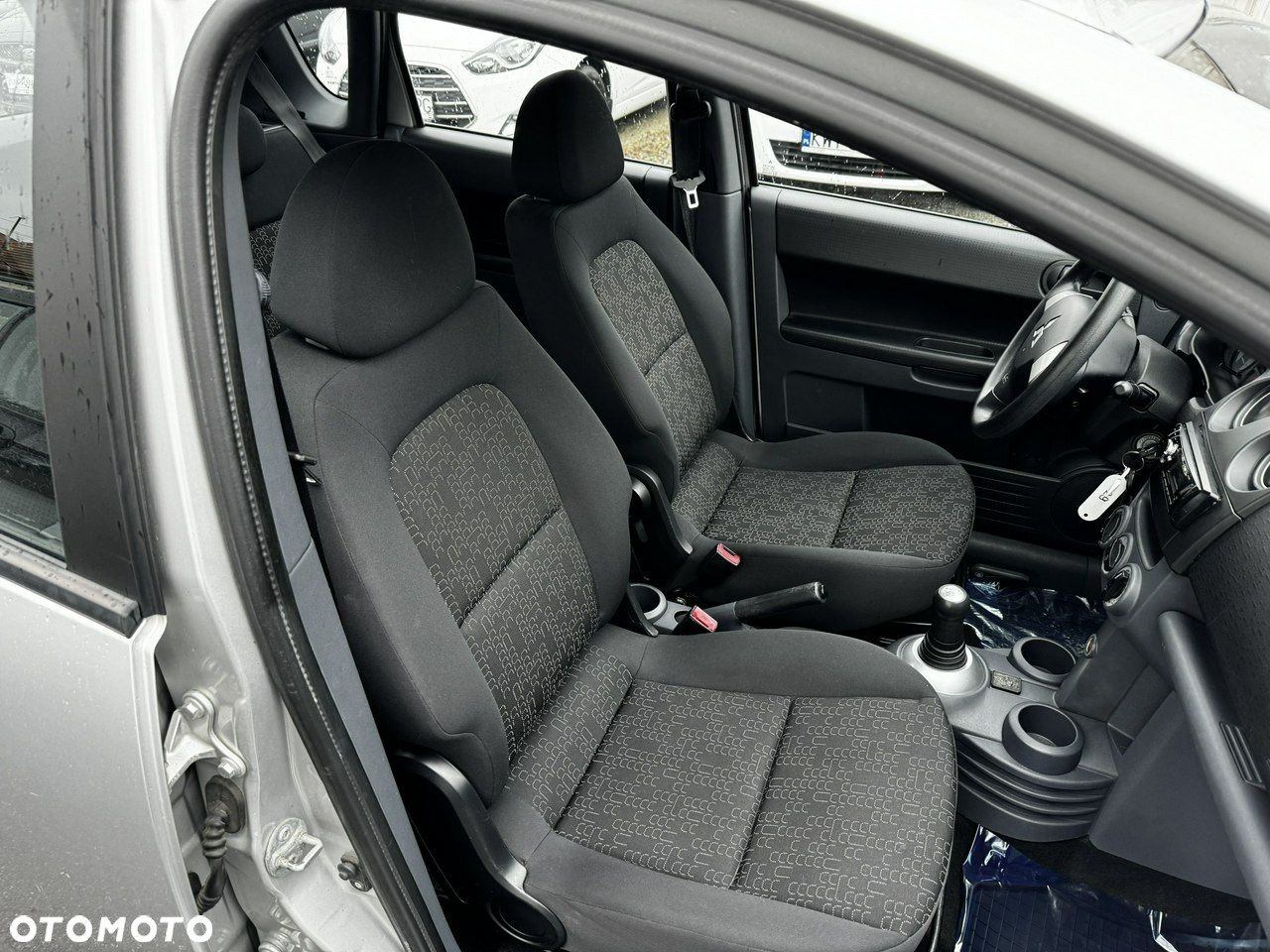 Mitsubishi Colt 1.3 Intense - 17