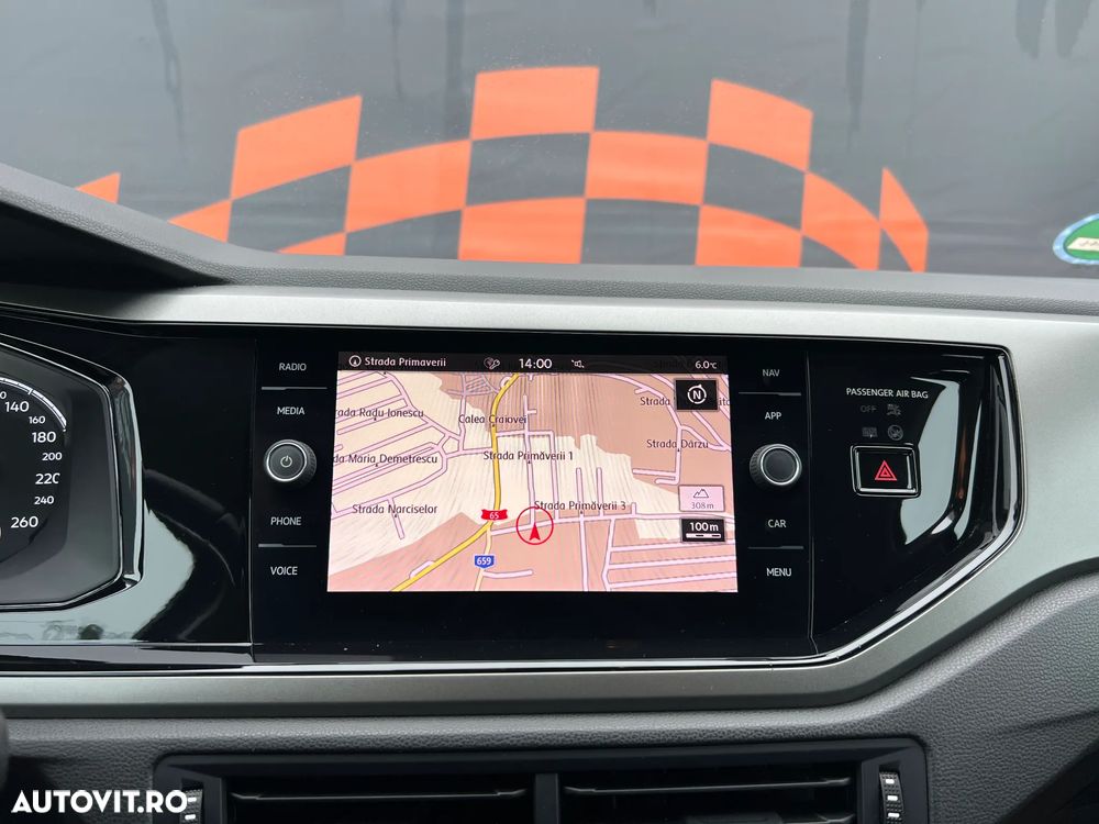 Volkswagen Polo 1.6 TDI SCR Highline - 15