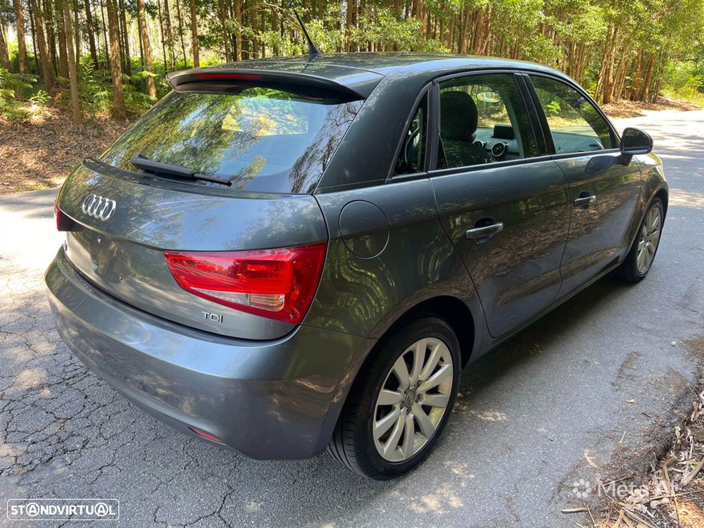 Audi A1 Sportback 1.6 TDI Ambition - 4