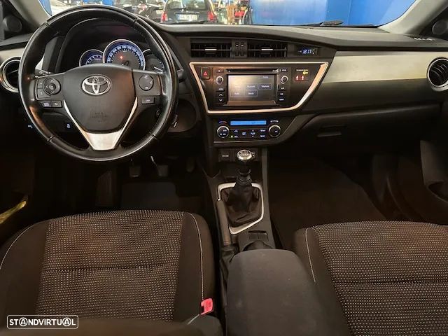 Toyota Auris Touring Sports 1.33 VVT-i Comfort +J16+Navi - 9