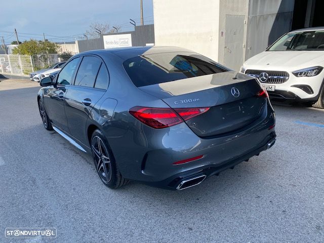 Mercedes-Benz C 300 de AMG Line - 3