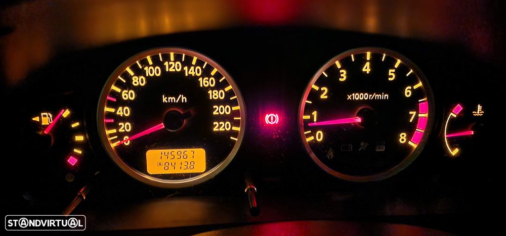 Nissan Almera 1.5 Sport - 3