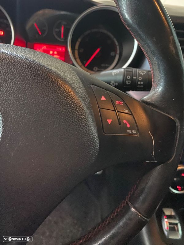 Alfa Romeo Giulietta 2.0 JTDm Distinctive - 10