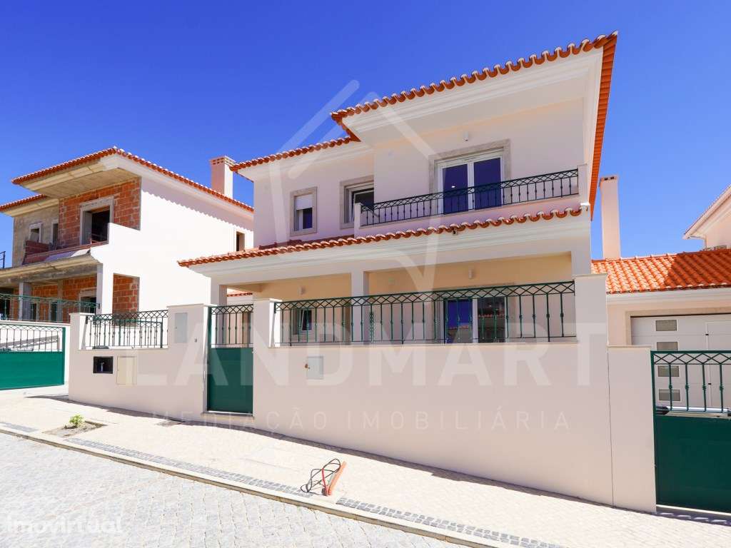 Moradia T4 , Casal da Lagoa - Turquel - Grande imagem: 2/25