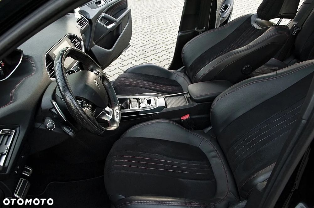 Peugeot 308 BlueHDi 180 EAT6 GT - 23