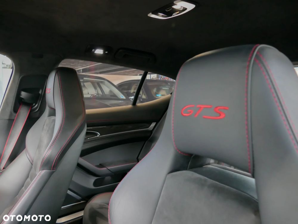 Porsche Panamera GTS - 21