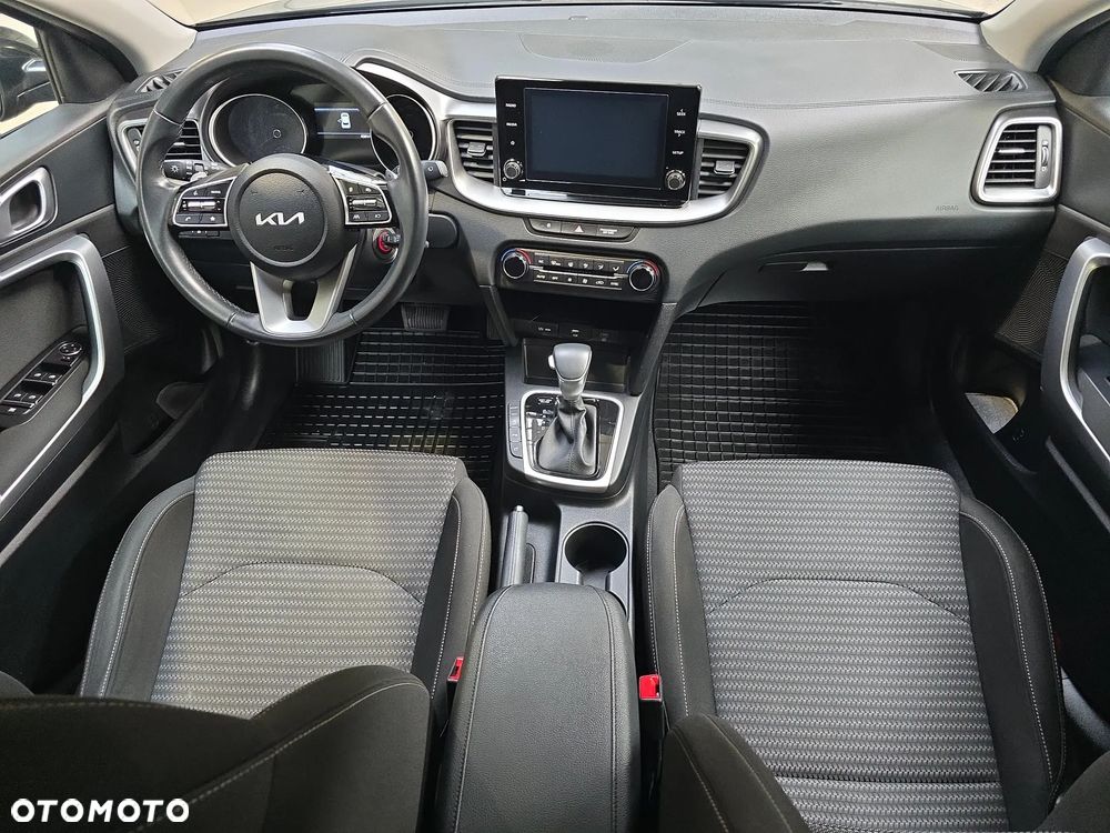 Kia XCeed 1.5 T-GDI M DCT - 13