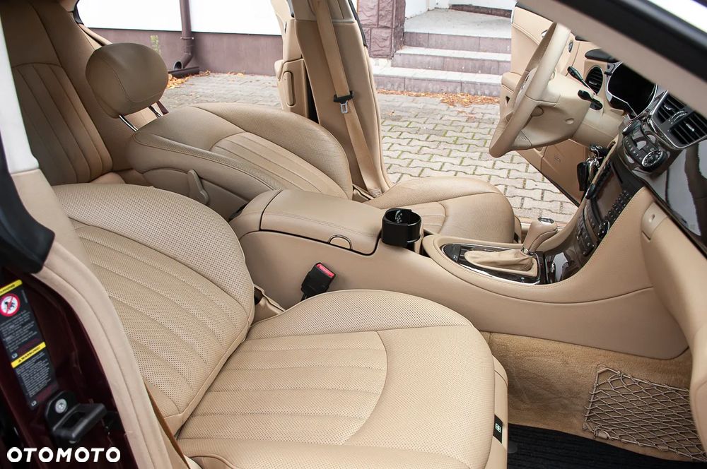 Mercedes-Benz CLS 350 - 6