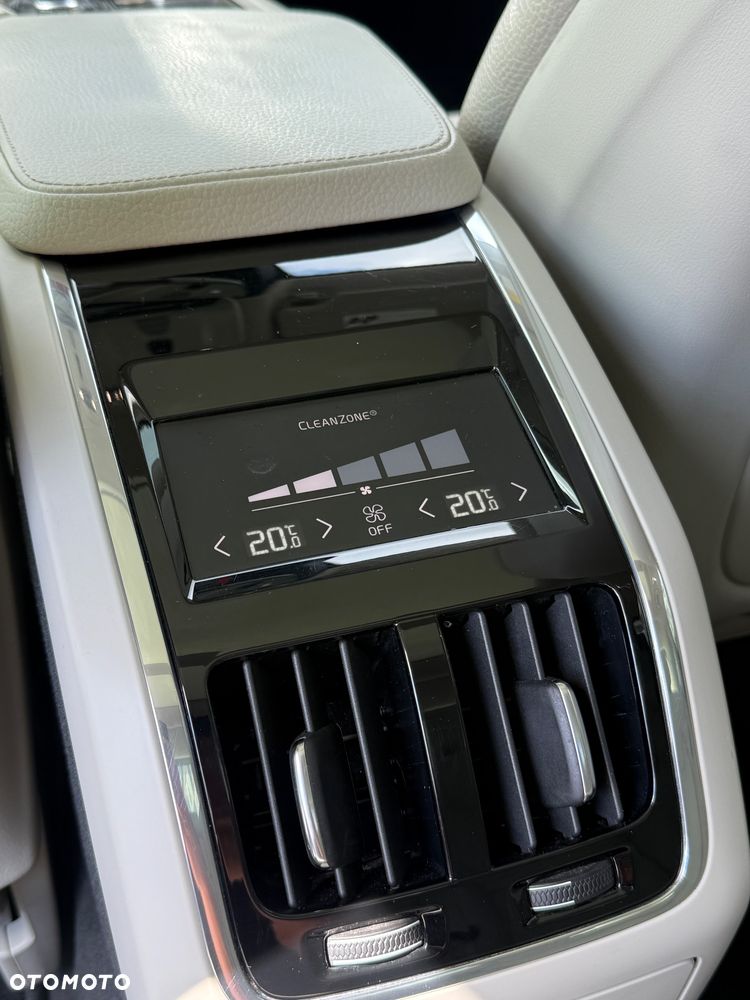 Volvo S90 T6 AWD Momentum - 9