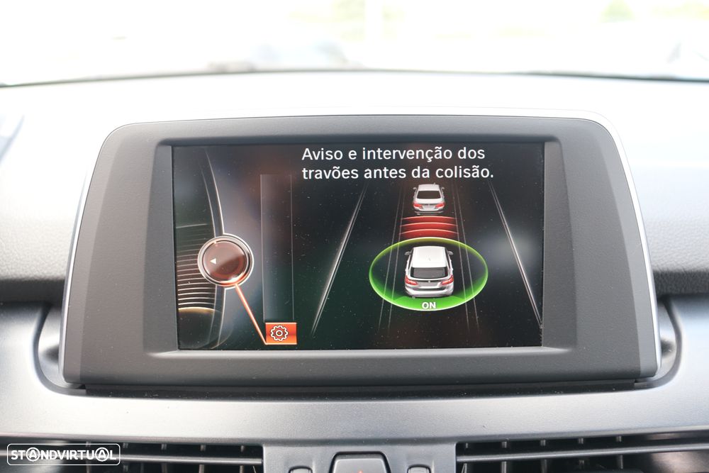 BMW 216 Active Tourer d - 19