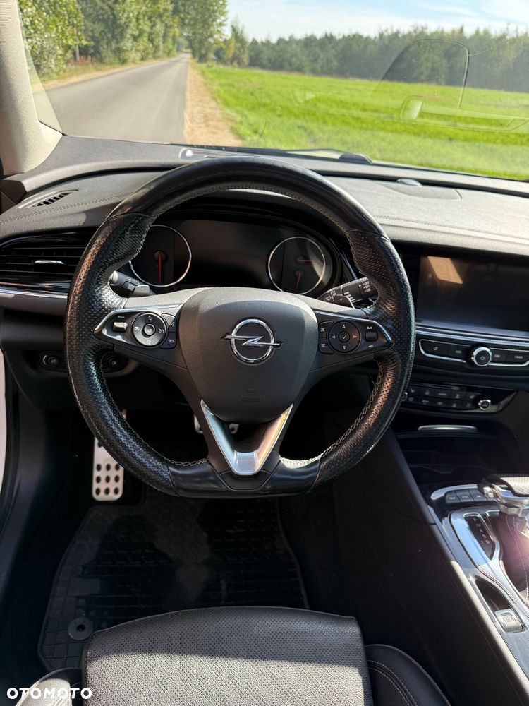 Opel Insignia 2.0 CDTI 4x4 Exclusive S&S - 11