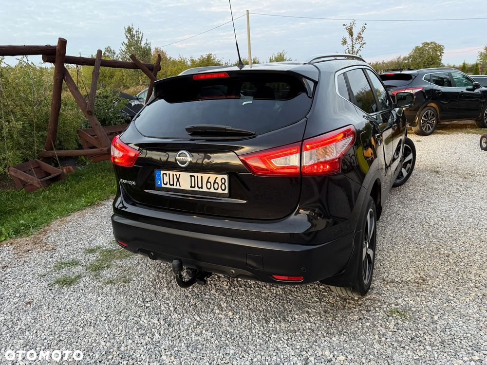 Nissan Qashqai 1.6 DIG-T Tekna - 2