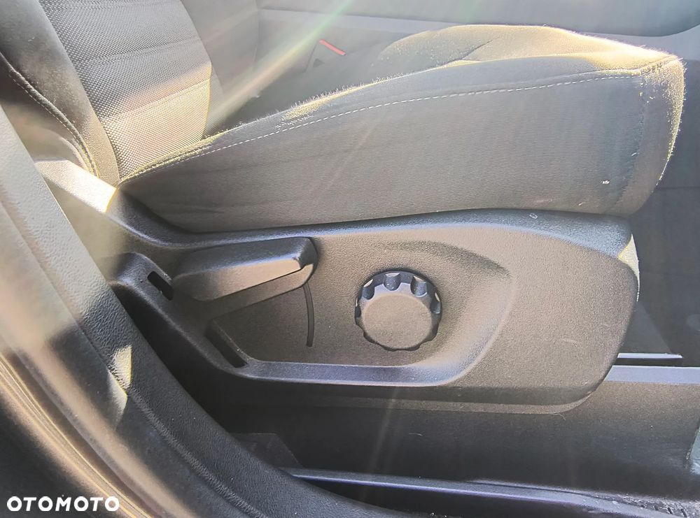 Ford S-Max 2.0 EcoBlue Titanium - 34