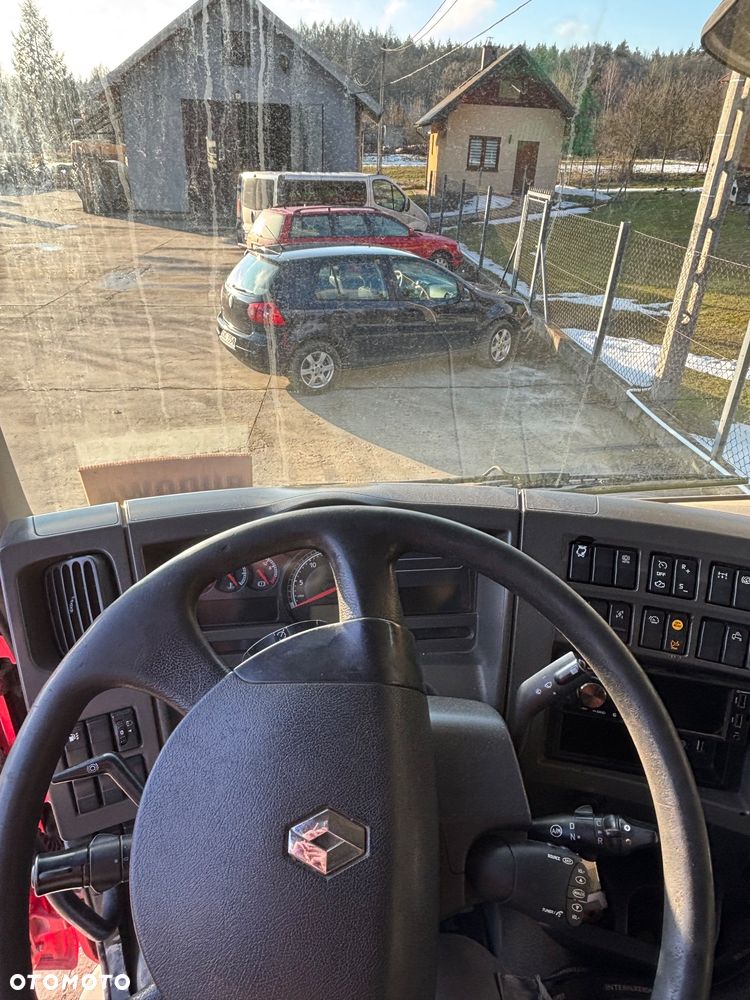 Renault - 5