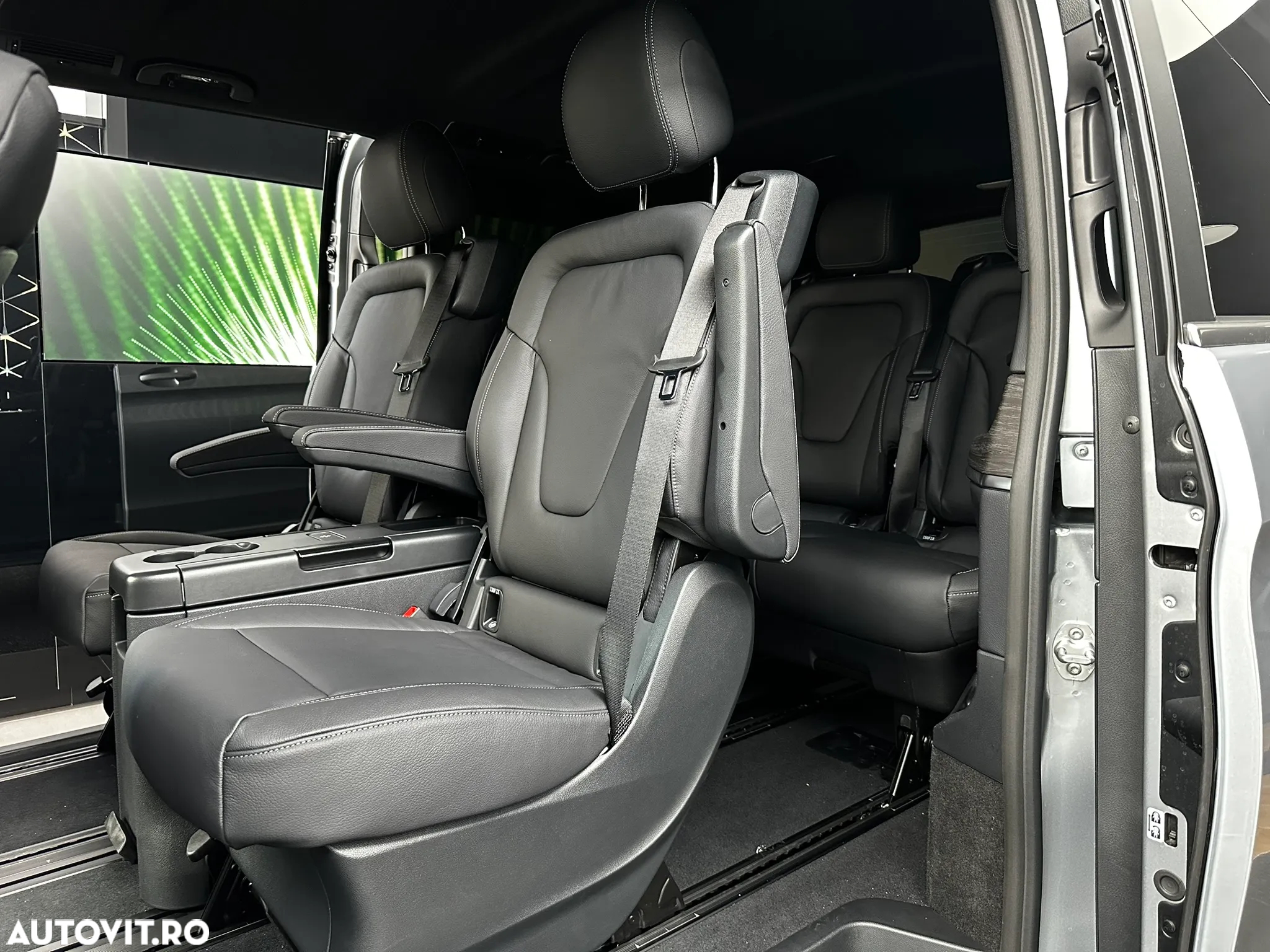 Mercedes-Benz V 300 d Combi Extra-lung 237 CP RWD 9AT Avantgarde - 10