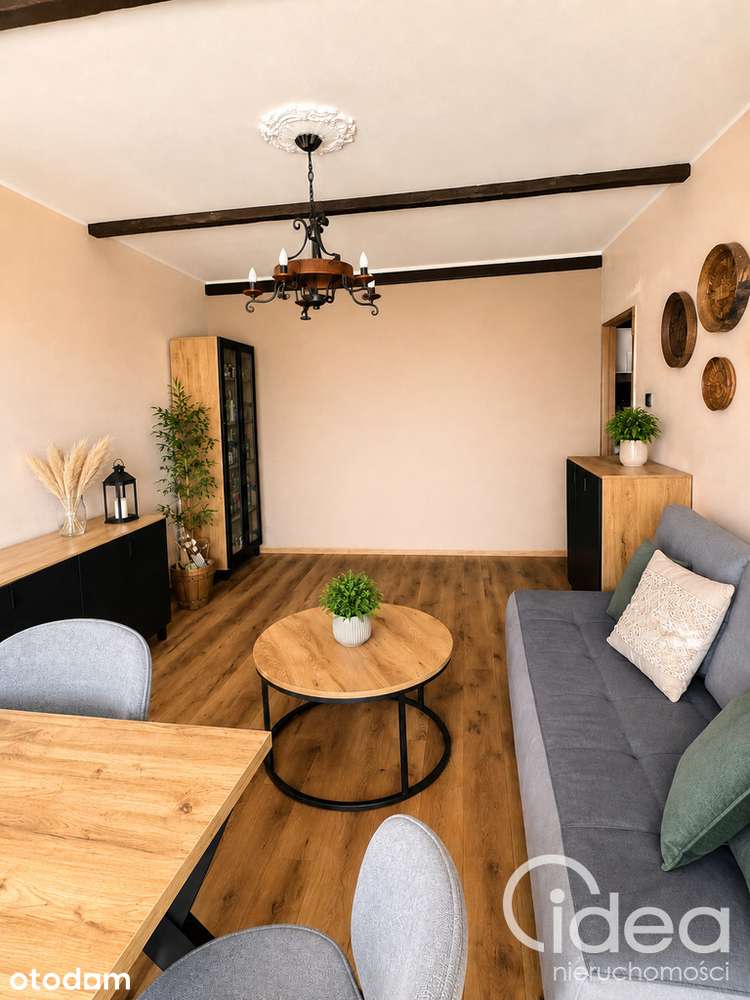 3 pokoje z balkonem 70m², os. Majowe