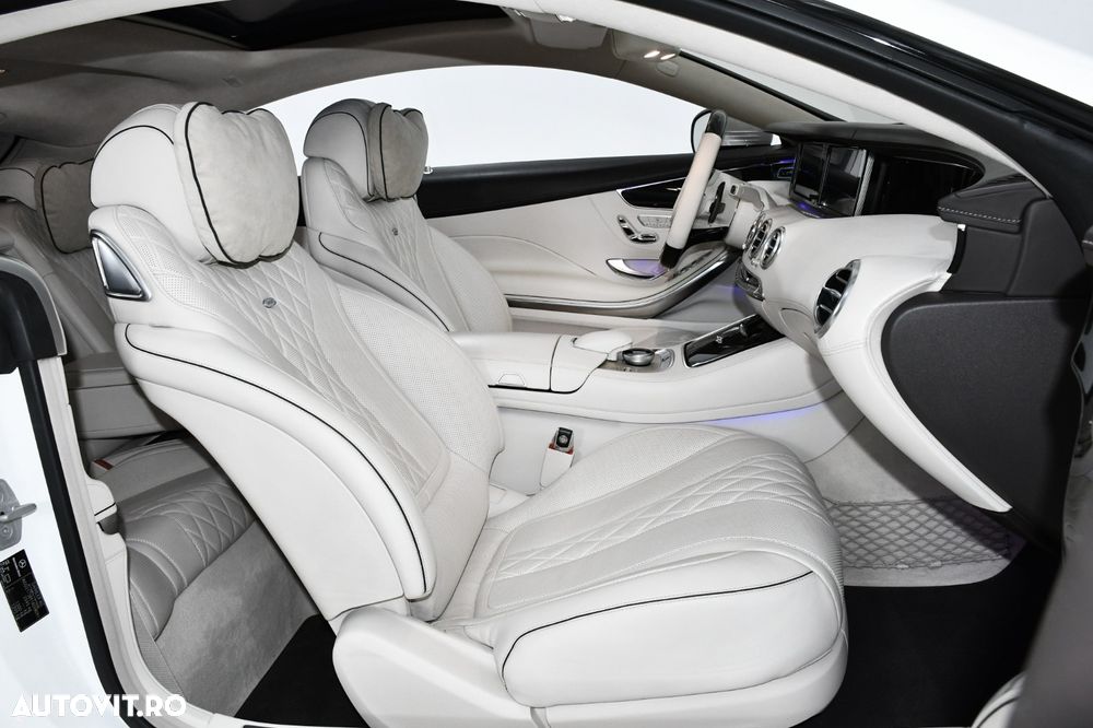 Mercedes-Benz S 500 4MATIC Coupe Aut - 30