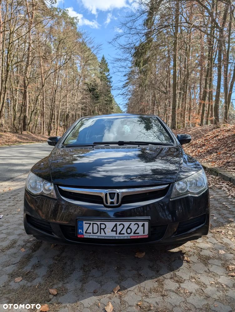 Honda Civic 1.8 Comfort - 3