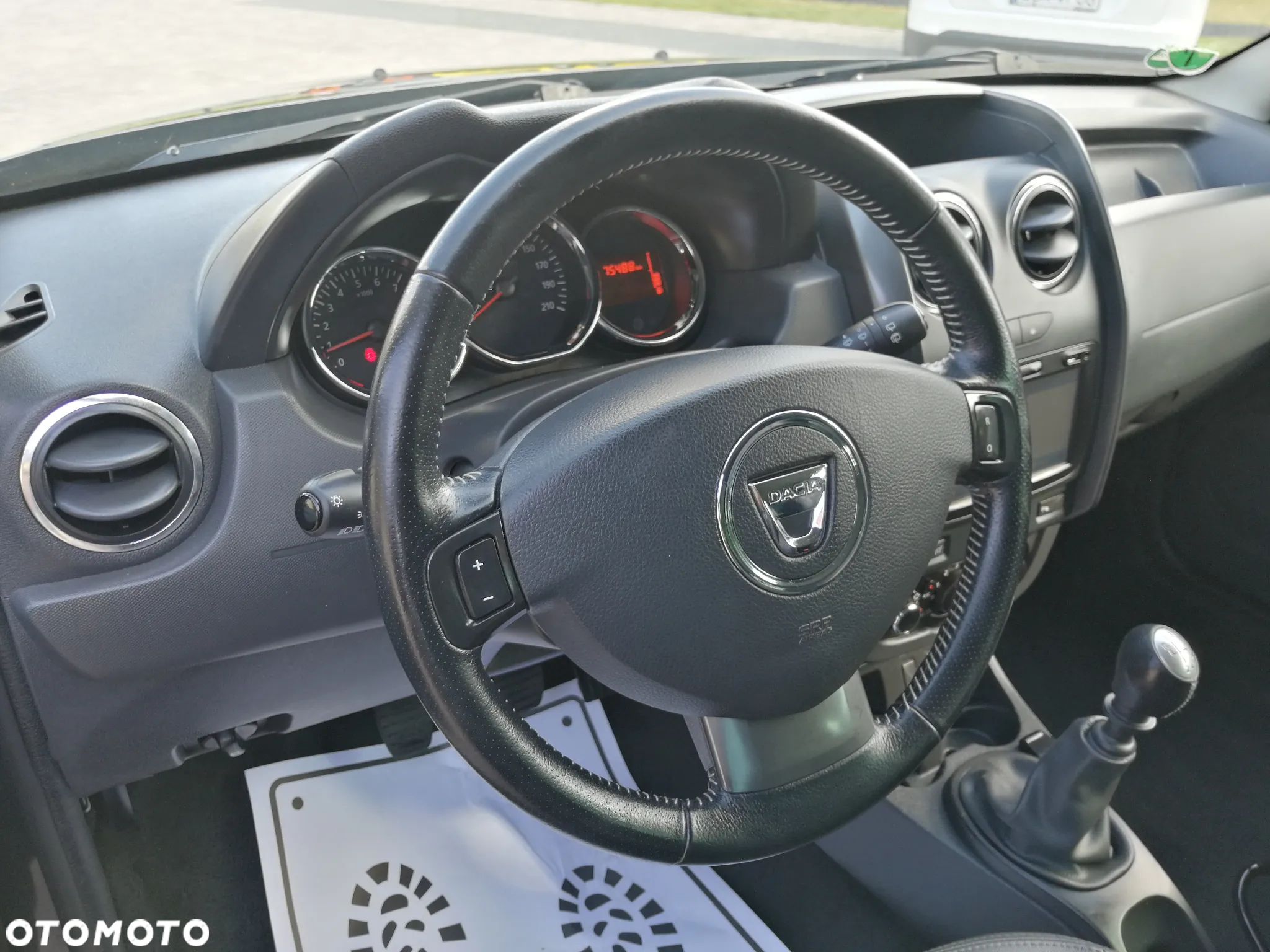 Dacia Duster 1.2 TCe Laureate S&S EU6 - 13