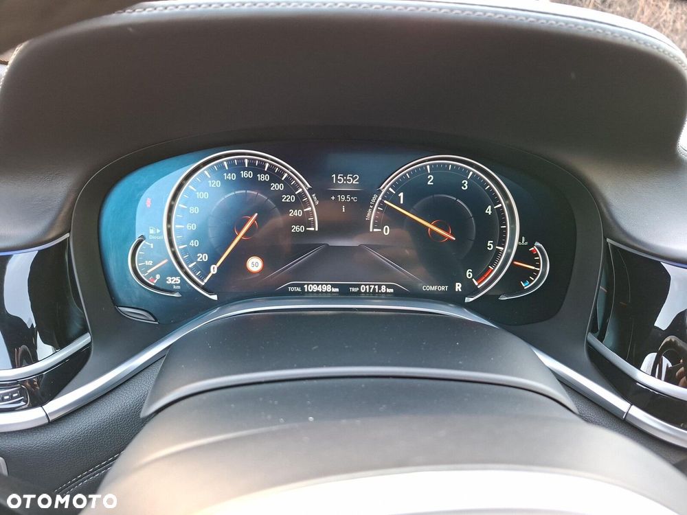 BMW Seria 7 750d xDrive sport - 24