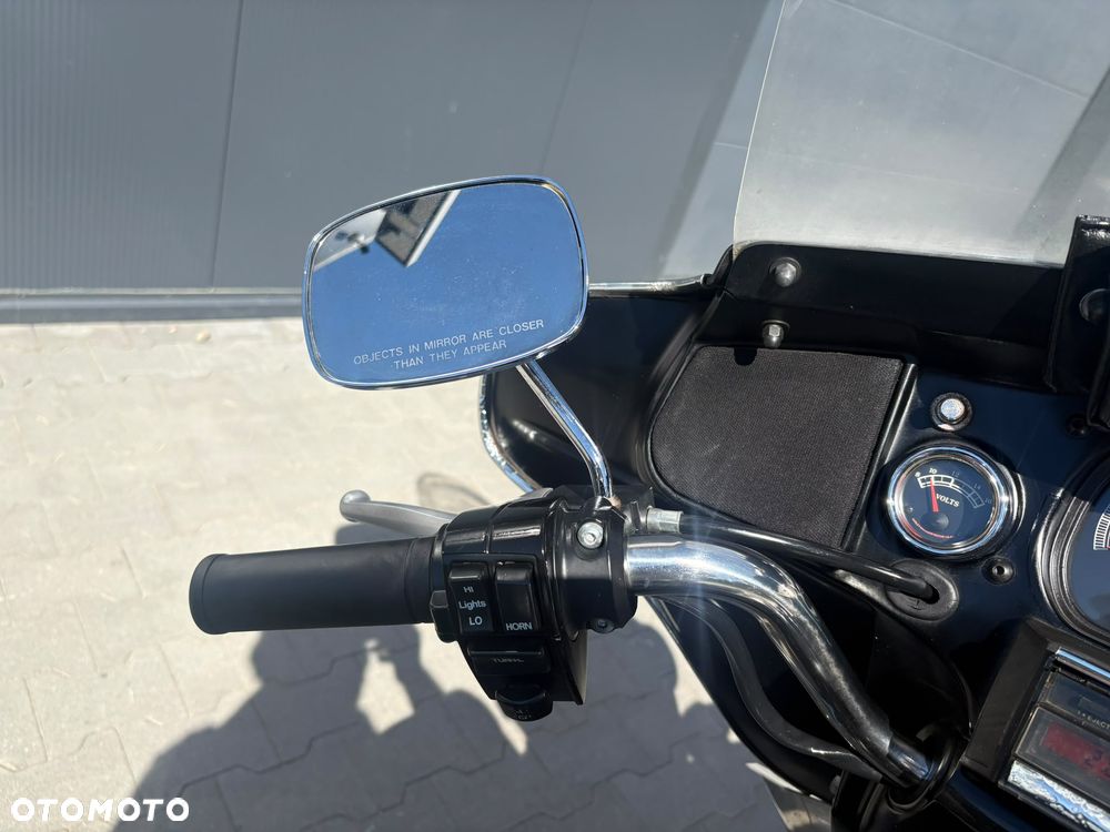 Harley-Davidson FLH Electra Glide - 13