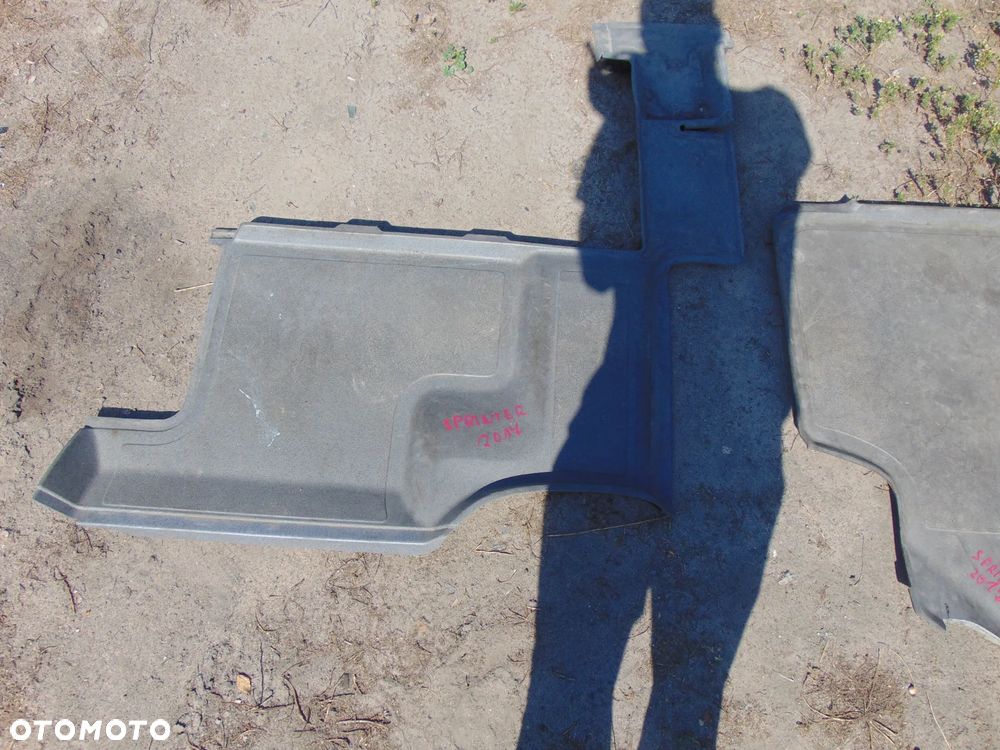 Wykładzina przód mercedes 314 W906 - 4