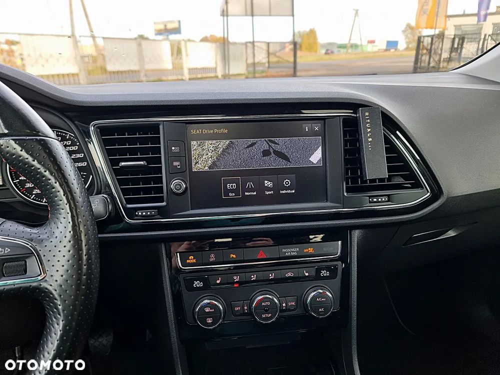 Seat Leon 1.4 EcoTSI FR Black S&S - 26