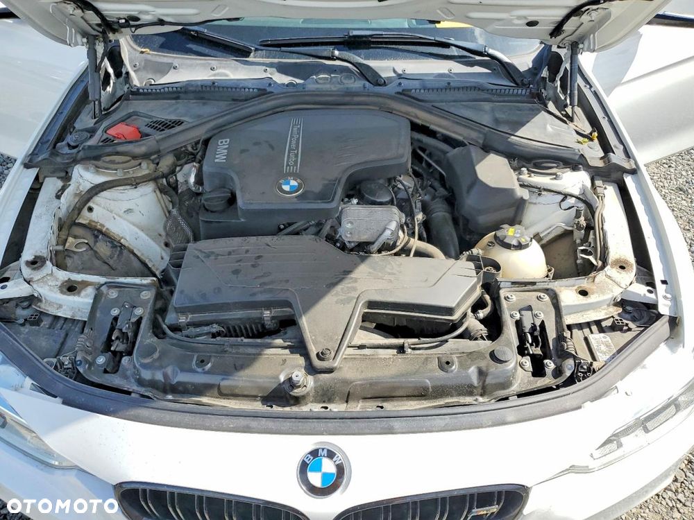 BMW Seria 3 328i xDrive Sport-Aut Sport Line - 10