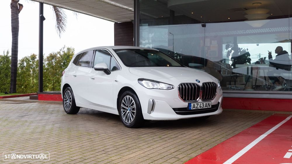 BMW 225xe Active Tourer e xDrive Line Luxury - 2