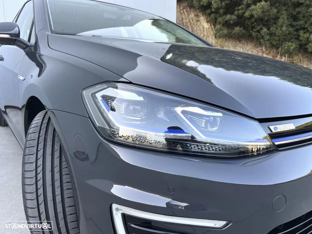 VW e-Golf AC/DC - 23