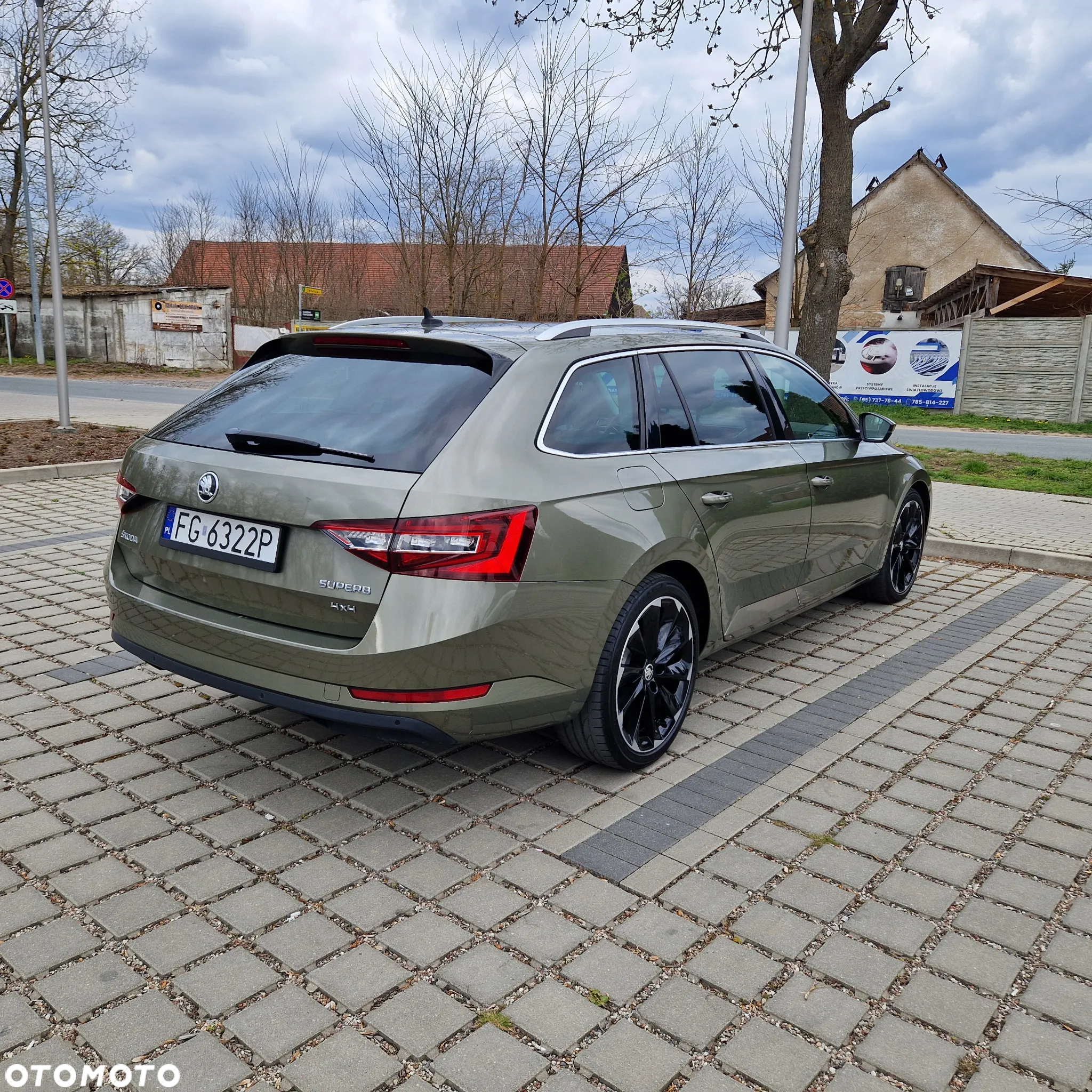 Skoda Superb Combi 2.0 TDI 4x4 DSG Ambition - 3