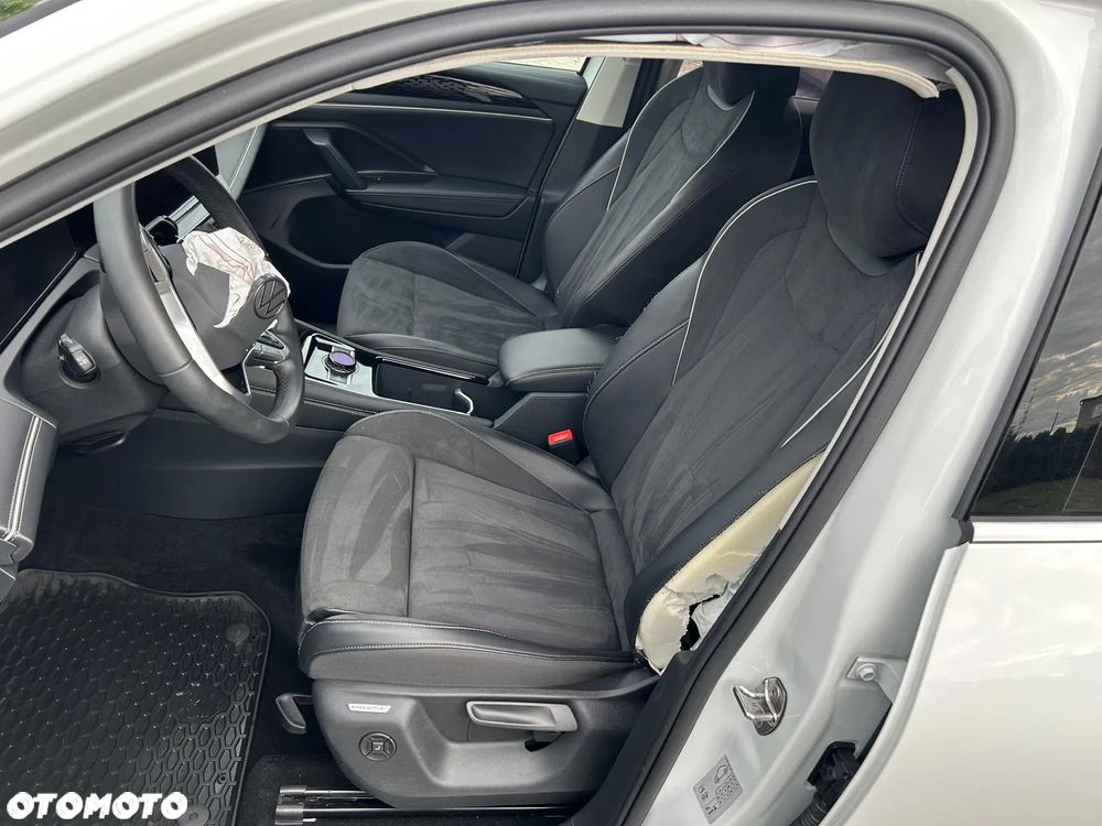 Volkswagen Tiguan 1.5 eHybrid PHEV 150kW Elegance DSG - 15
