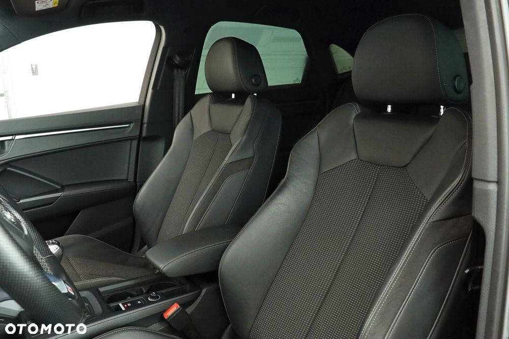 Audi Q3 - 16
