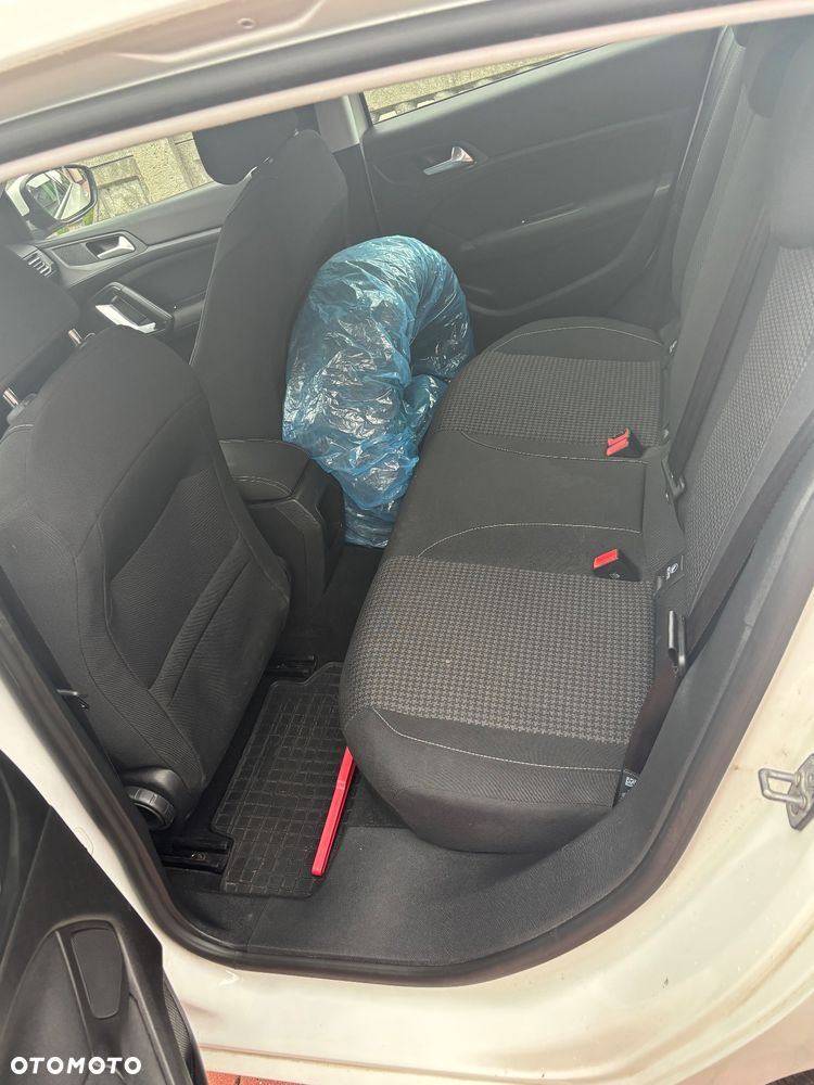 Peugeot 308 1.5 BlueHDi Active S&S - 8