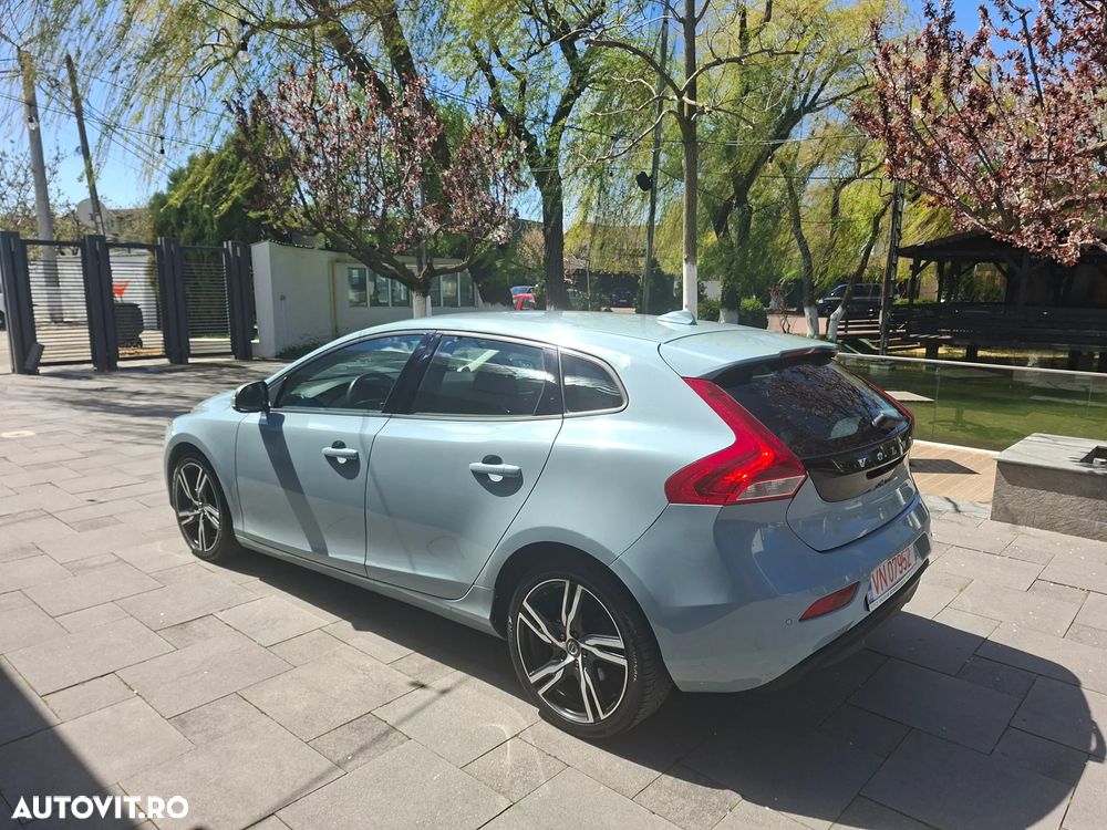 Volvo V40 D2 - 3
