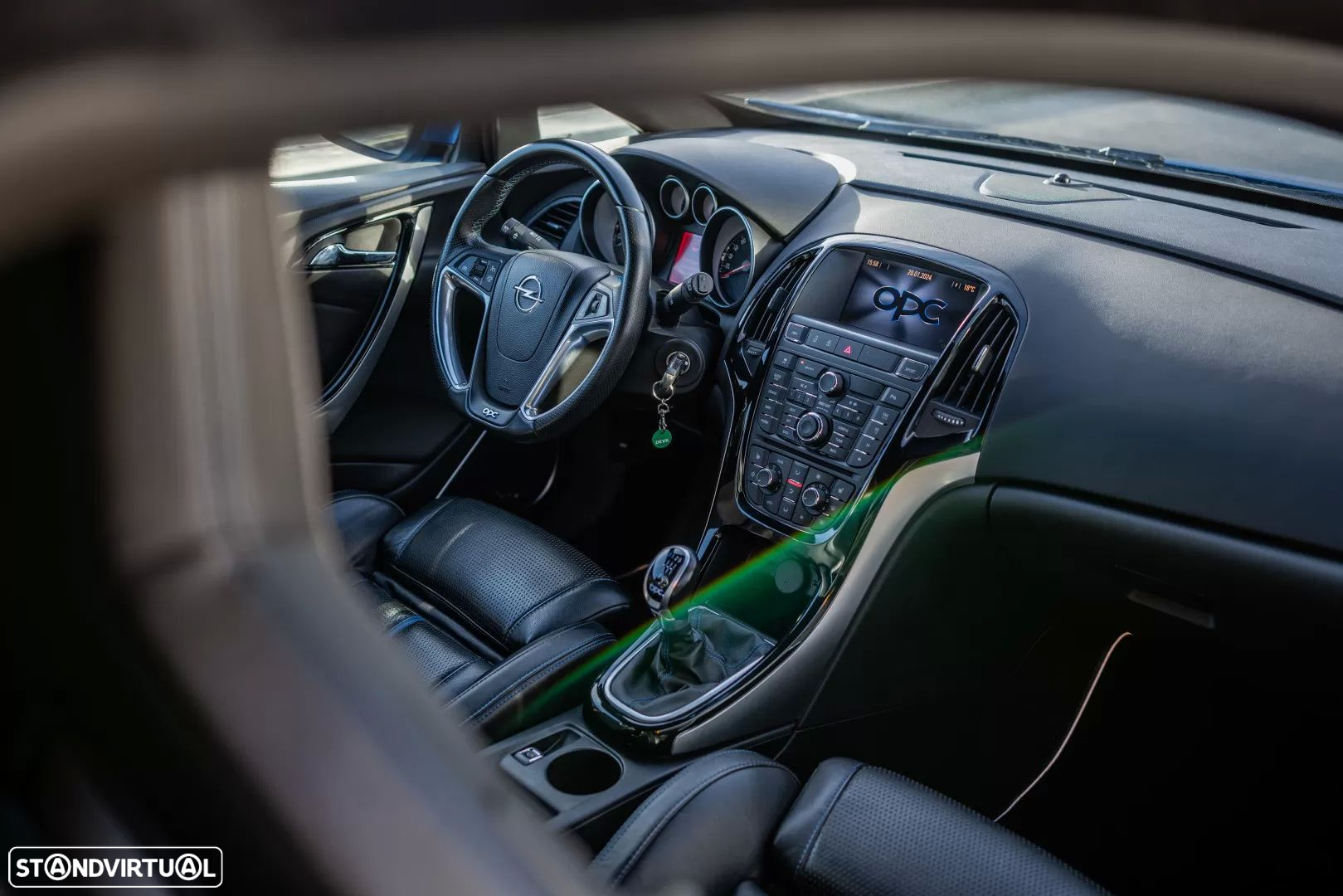 Opel Astra GTC OPC 2.0 T - 28
