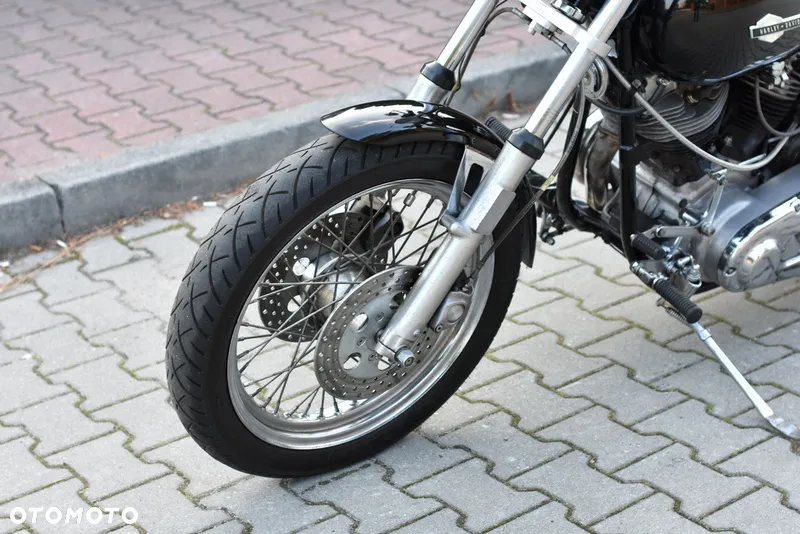 Harley-Davidson Super Glide - 26