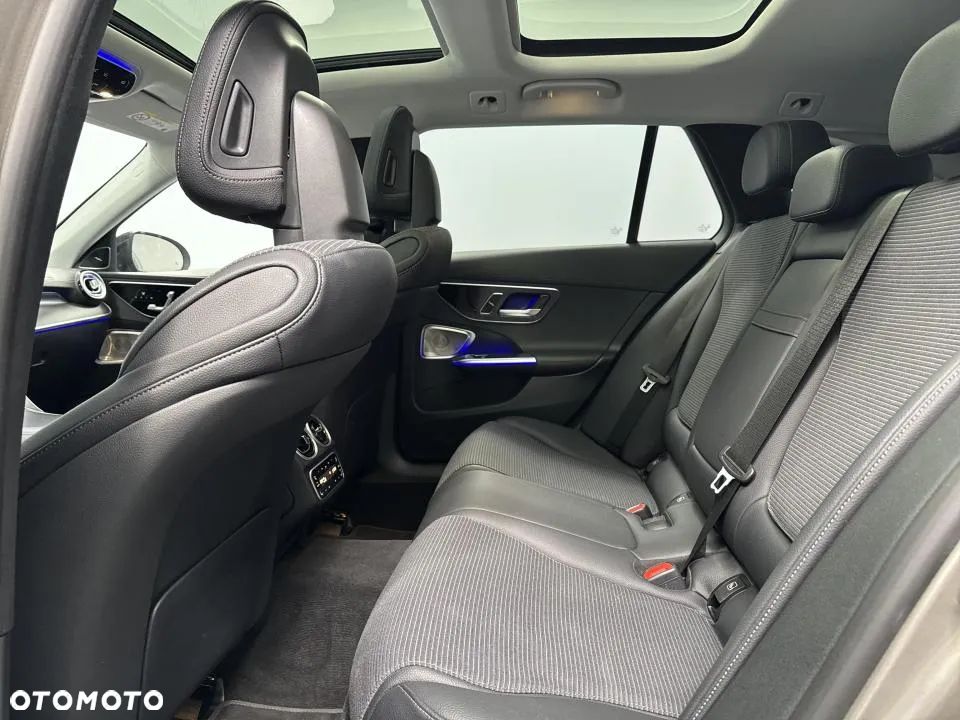 Mercedes-Benz Klasa C ver-220-d-mhev-4--matic-all--terrain-avantgarde - 19