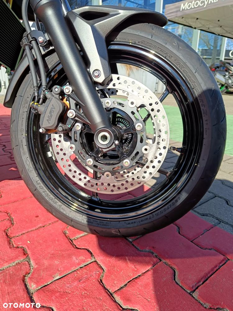 Kawasaki Z 650 - 16