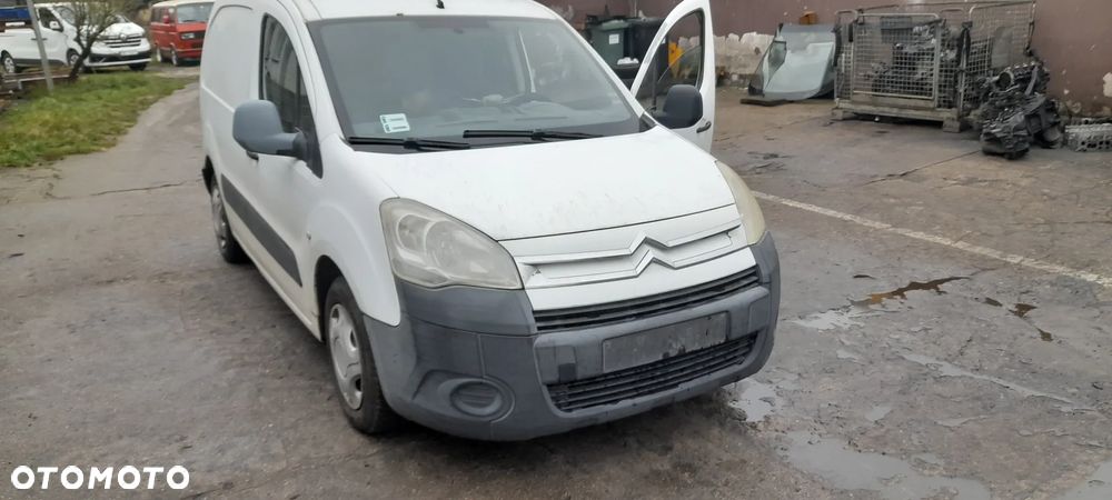 citroen berlingo III 08-12 zderzak przedni