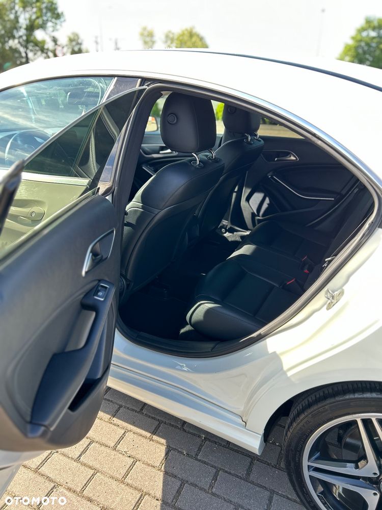 Mercedes-Benz CLA - 8
