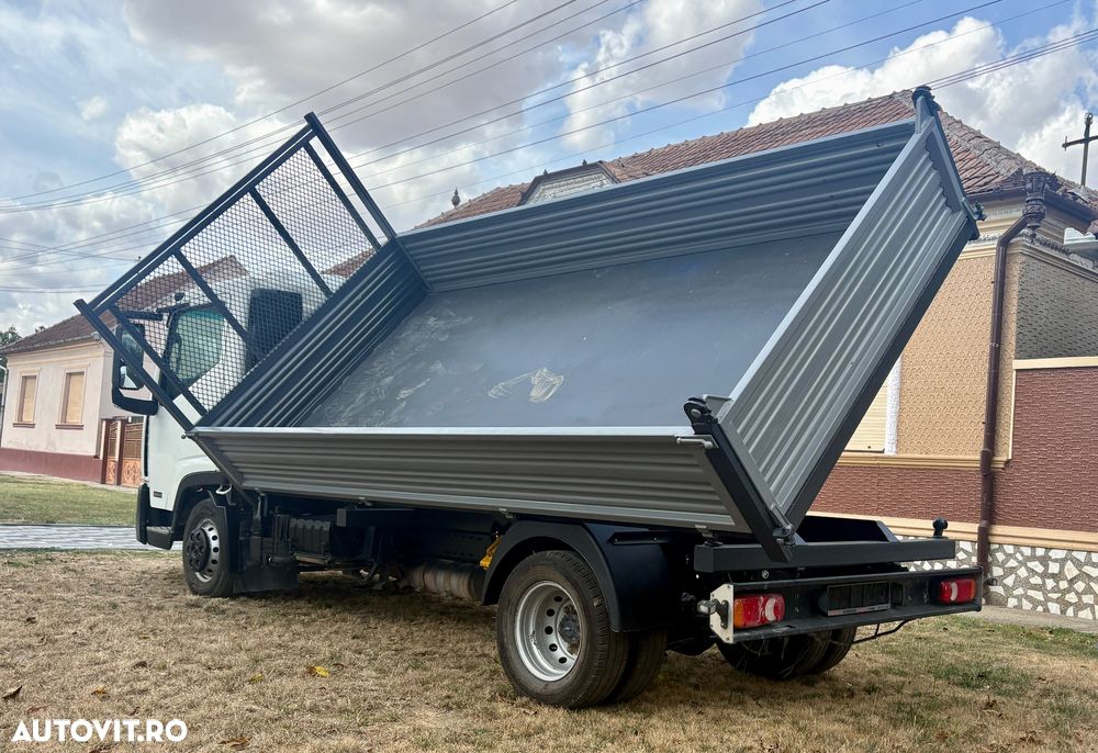 Nissan Atleon - 3