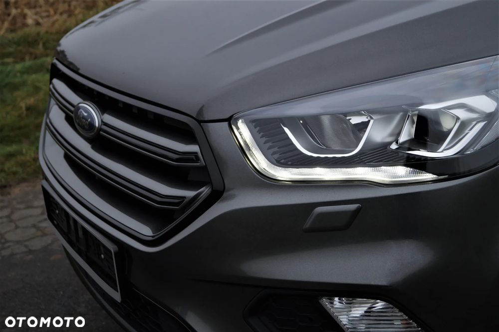 Ford Kuga - 17