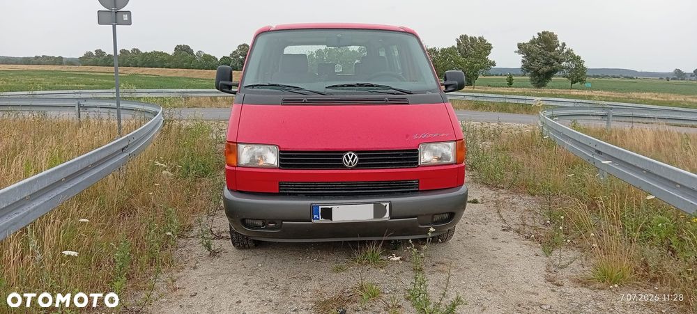 Volkswagen Multivan - 2