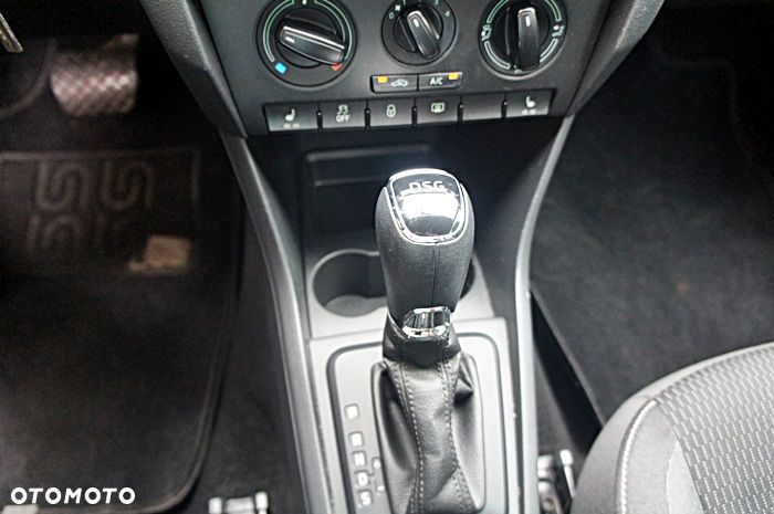 Skoda RAPID 1.6 TDI DSG Ambition - 20