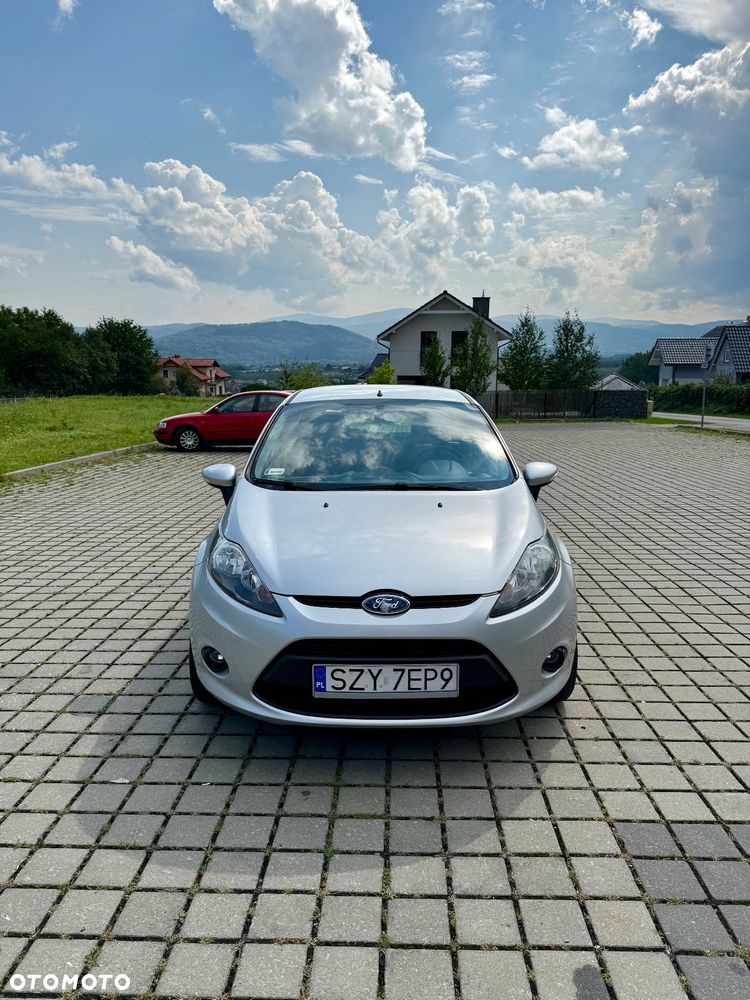 Ford Fiesta - 2