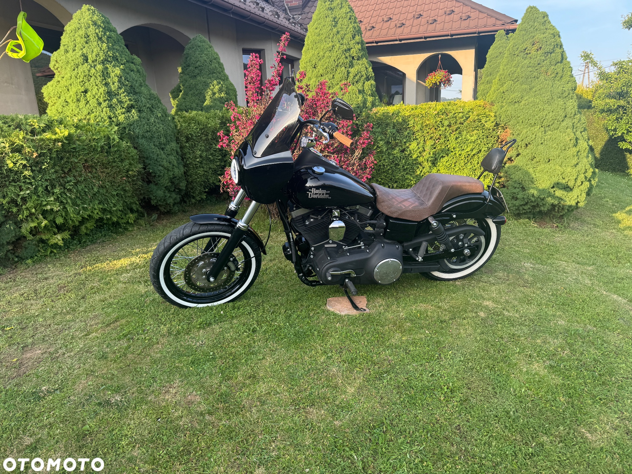 Harley-Davidson Dyna Street Bob - 8