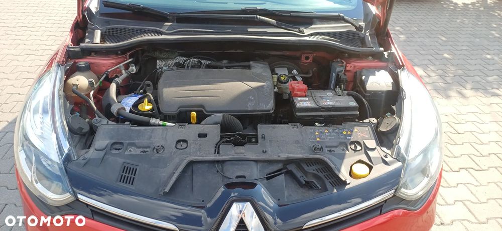 Renault Clio 1.2 16V 75 Limited - 11